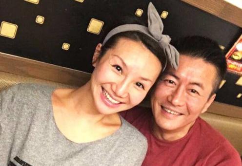 他曾与江珊8年夫妻，再婚又娶小16岁富豪娇妻，如今靠庆余年翻红