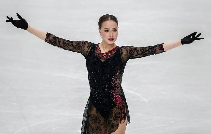 俄罗斯花滑天才陨落！17岁奥运冠军宣布暂停比赛，将无缘世锦赛