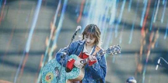 火遍全网的成都小甜甜,看到如今的现状,网友都失算了