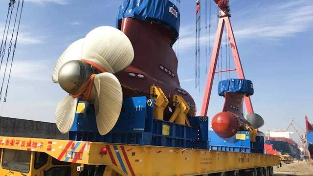 江南船厂又一艘巨舰亮相！性能超越核动力，俄专家：中国人真有钱