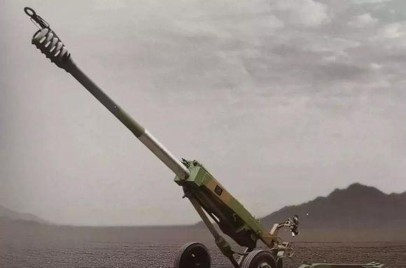 超轻型122mm榴弹炮：解放军122mm榴弹炮家族新成员重量不足2吨