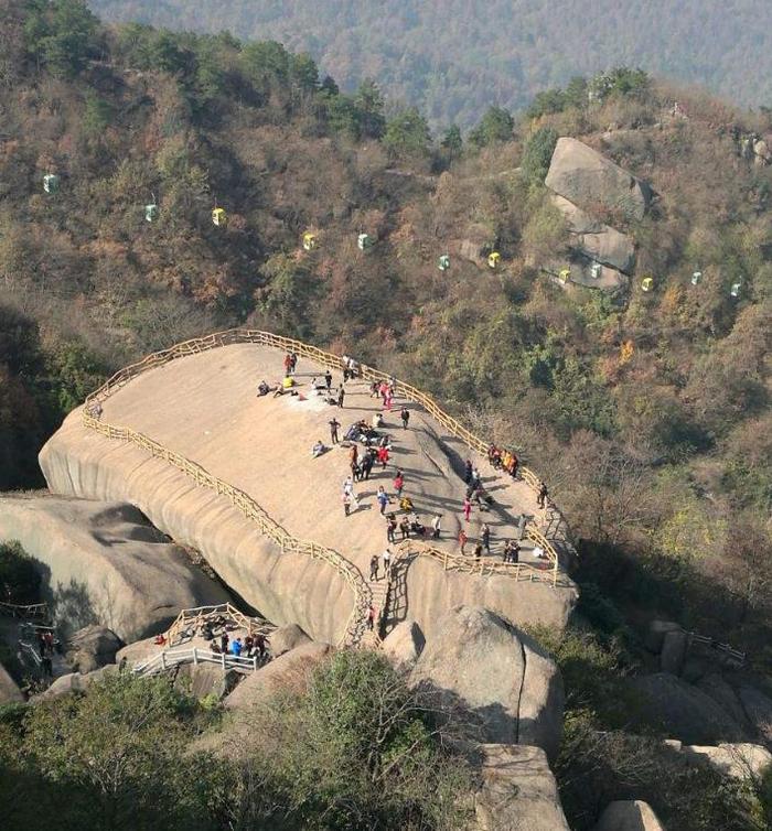 安庆巨石山，有“世界第九大奇迹”之称的的地质景观