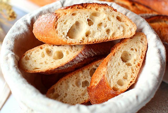 同样都是面包，为什么法棍要做的那么硬，到底应该怎么吃？