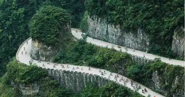 山路十八弯？山路九十九弯！中国哪条公路最多“拐”？