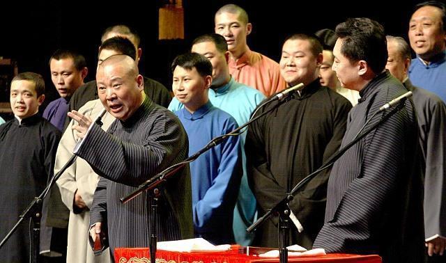 将近年底，姜昆又组织开会“反三俗”，得到的一项荣誉，无人能比