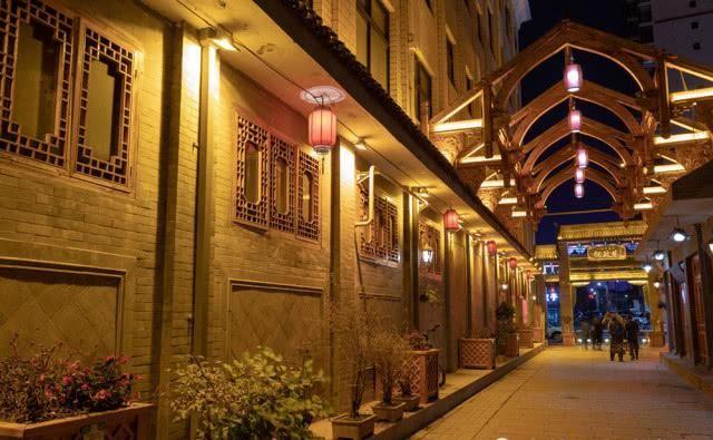 甘肃临夏八坊十三巷，一千多年的阿拉伯民族风情街，形成于唐朝