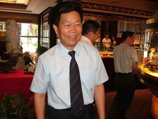 曾是云南首富，如今从军人变成老赖，身价过亿却还不起千万