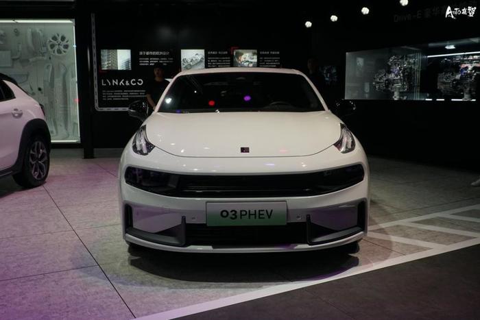领克旗下的全新新能源车型，领克03 PHEV你会考虑吗？