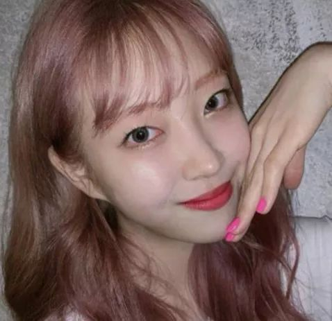 最火爆的染发颜色是什么 头发染色颜色大全图片含不用漂