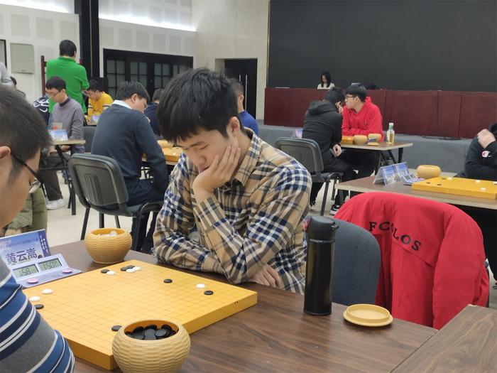 天元赛本赛首轮胡耀宇淘汰谢尔豪 种子棋手留存过半