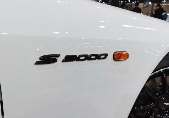 搭载2.0L直列四缸自吸发动机,本田S2000 20周年版亮相东京改装展