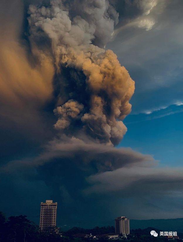 致命火山爆发！电闪雷鸣像世界末日，恐紧急撤离20万人！