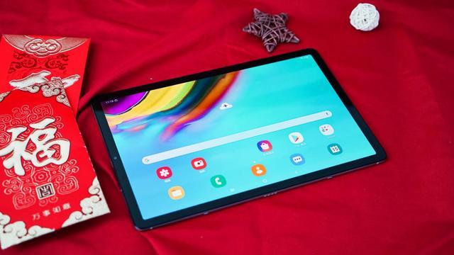 三星Galaxy Tab S5e助力迎新春，在家在外都能玩过瘾