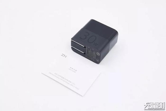 拆解报告：ZMI紫米30W 1A1C USB PD快充充电器HA722