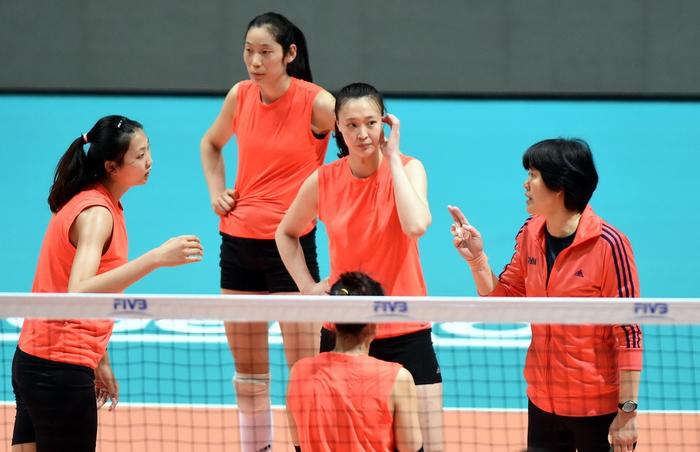 郎平被批不锻炼新人，中国女排将面临没有年轻球员危机？
