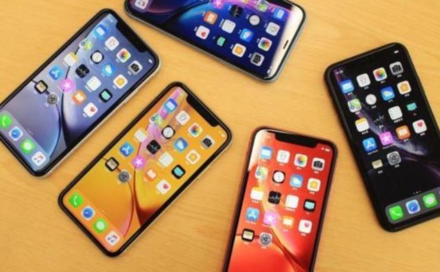 2020买手机别瞎选，iPhone11、XR和8plus谁更划算？看这4点就够
