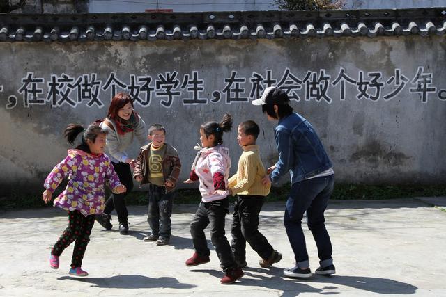 临时代课教师如何成为在编教师？3大铁饭碗考试均可助你转正