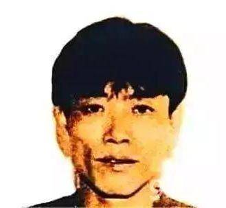 “香港贼王”出狱后去美国：杀警察、走私军火，为何只坐牢14年？