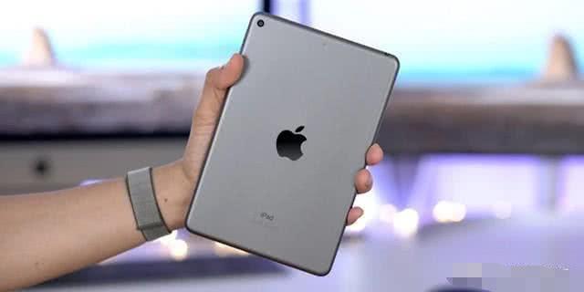 你们觉得拿iPad mini当手机怎么样？