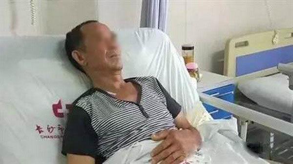 老汉吃隔夜西瓜消暑，几个小时后肚子疼，送医后检查肠子坏死了