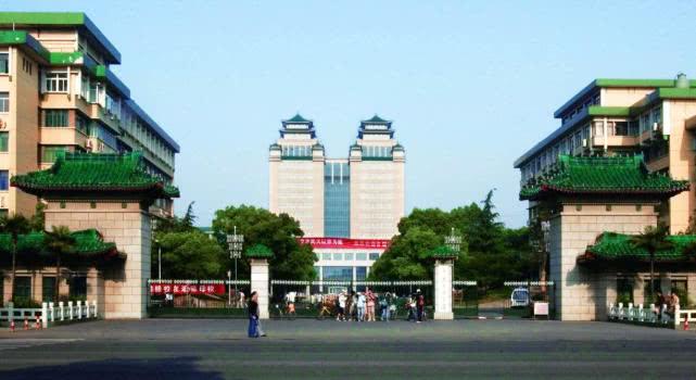 武汉这10所“一本大学”值得报考，全国排名较高，就业率都很不错