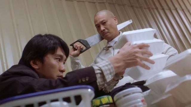 2004年，周星驰弃用了洪金宝，拍出此片，完成了人生一次关键转折