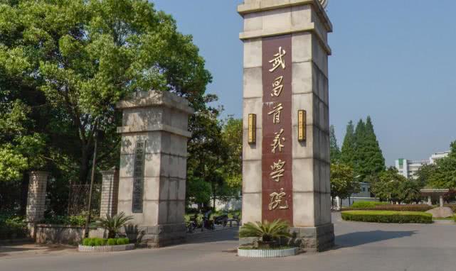 6所国内顶尖“民办工科大学”，师资力量很强，业内口碑很不错