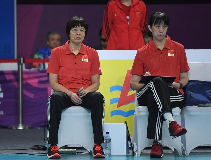 郎导谈中国女排奥运备战：超越输赢做好困难准备，一切从零开始