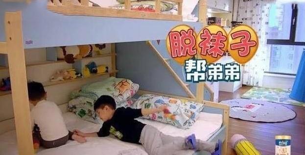 晒晒沙溢胡可住的豪宅，内部装修造价过千万，一家人生活很幸福