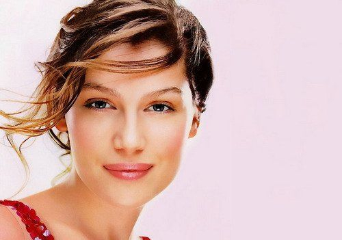 ����Ů�ˣ�˥����һ���ǳ��������飬Ů��������Լ�����ʮ���ꣿ