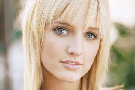 ����Ů�ˣ�˥����һ���ǳ��������飬Ů��������Լ�����ʮ���ꣿ