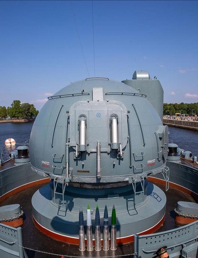 现代级驱逐舰能消灭二战期间战列舰，以小博大完全是科技的进步