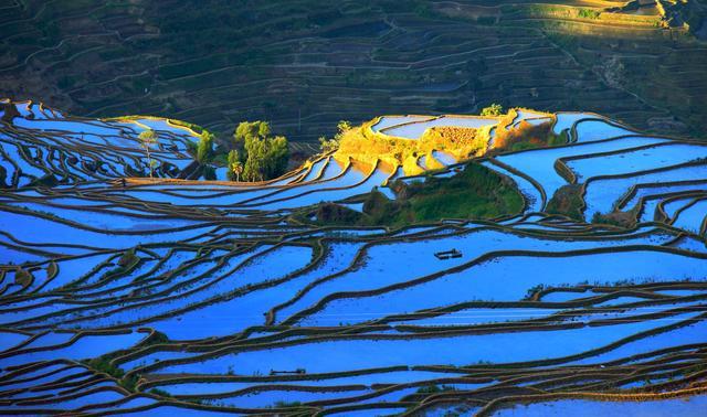 红河人“私藏”的一块宝地，依山傍水甲寅乡梯田，云山雾绕似仙境