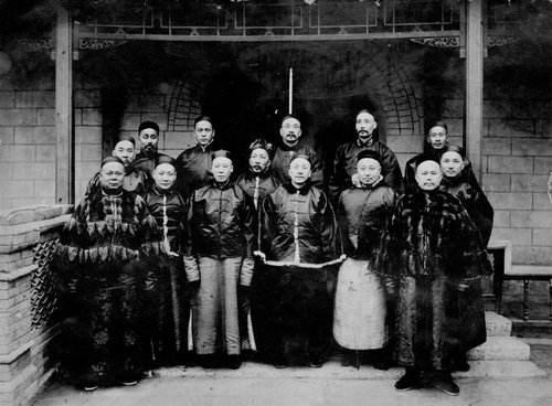曾国藩主持派遣中国最早的第一批留学生赴美学习