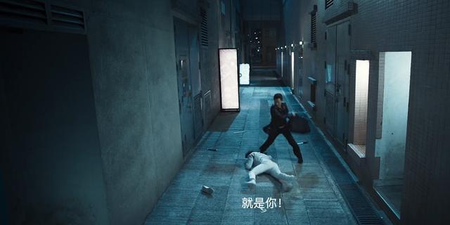 《肥龙过江》3770人打出4.9分，但这位60岁女演员也太惊艳了吧
