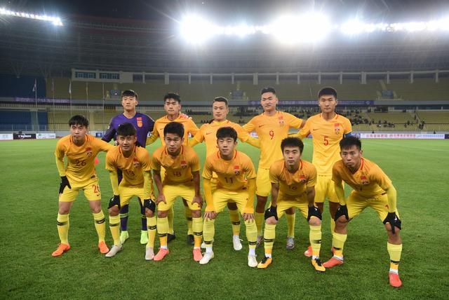 中青报：在与疫情战斗的同时，中国足球也应进行自救