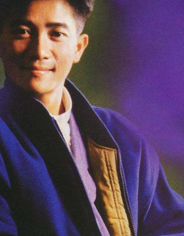 他是香港著名歌手，歌曲还获得十大中文金曲，35岁却遗憾离世