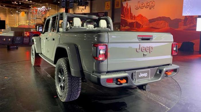 越野性能提升 Jeep Gladiator Mojave特别版车型亮相芝加哥车展