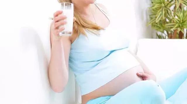 怀孕后，整个孕期都要补钙？医生：并不是，要掌握“补钙3阶段”