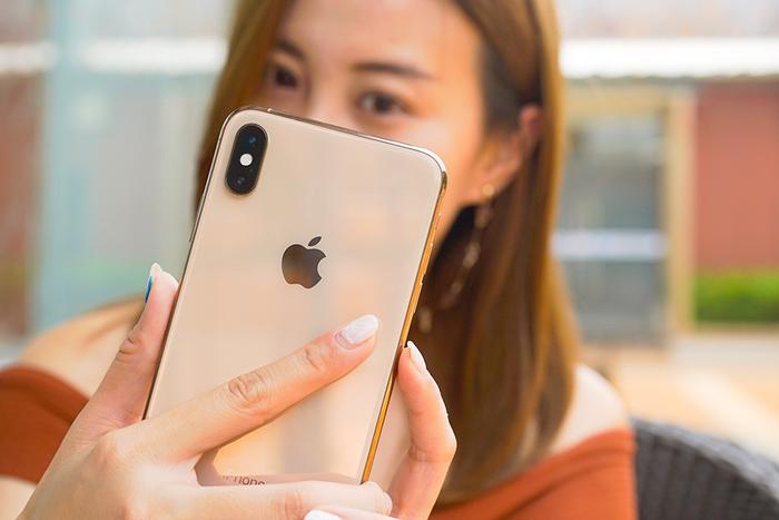 2020年来看看苹果iPhoneXS Max手机是真香机吗！