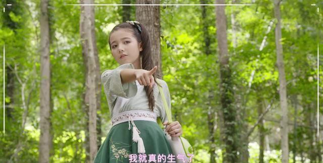 舞法天女:这个绿婆娘大概是想框我生女儿,高举春宝大旗不倒!