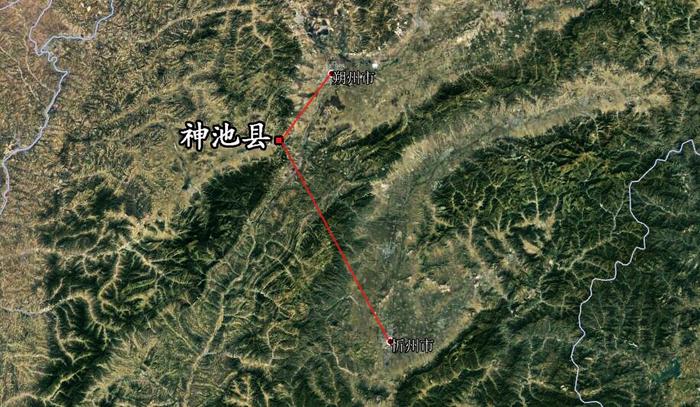 山西忻州一个县，县城距离朔州较近，让人误以为属于朔州
