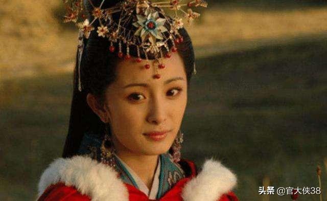 杨幂19岁那年出演《王昭君》的剧照一组，美如天仙