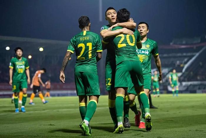 国安1-0告捷＋李可染黄！国安旧疏战场难掩不足，漏洞急需弥补