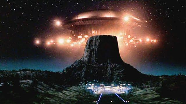 20世纪10大著名UFO目击事件，这个宇宙我们并不孤独
