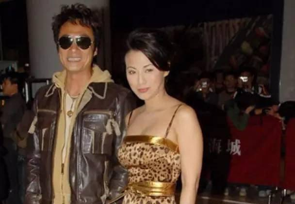 公认的好老公好爸爸吴镇宇张家辉，也曾在KTV与女星举止暧昧？