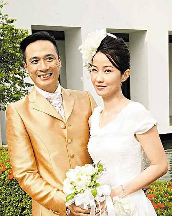 公认的好老公好爸爸吴镇宇张家辉，也曾在KTV与女星举止暧昧？