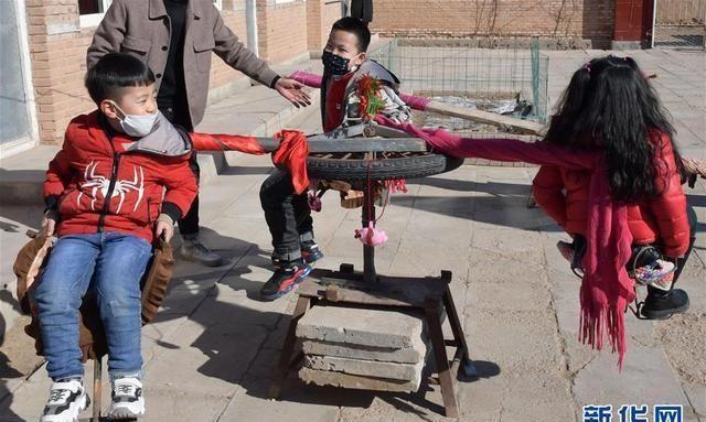 “宅”出新境界！内蒙古一农民在家里造出游乐场