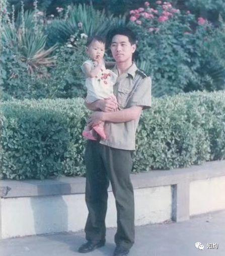 又一位武汉女医生去世，29岁，家中独女，儿子两岁！