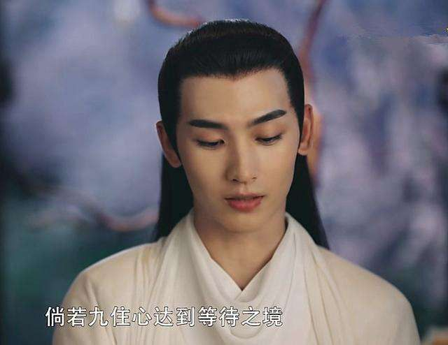 他是男版李一桐，出道演5个男主抢杨幂戏份，背靠章子怡资源逆天